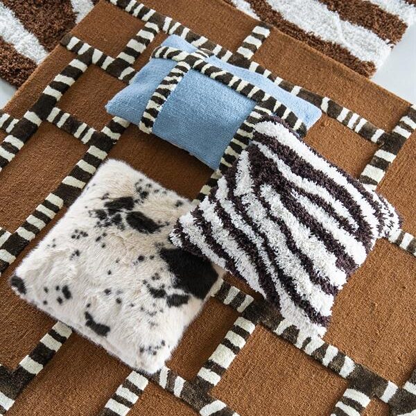 Pillow StripeScape