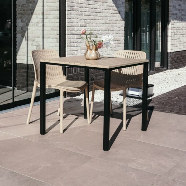 Tuintafel Verona - Beige top + Zwarte poot