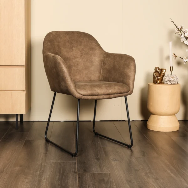 Liv-Eetkamerstoel-13-scaled Eetkamerstoel met arm Liv - Taupe - Cato 2
