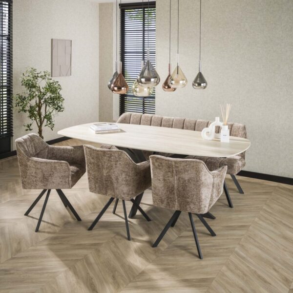 4572_89D_1 Eettafel Romano Cross 215