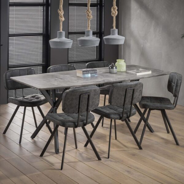 5686_62_1 Eettafel ovaal blad 190